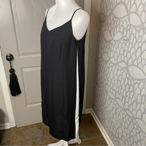 Kaari Blue Size XS Dress Black White Spaghetti Strips Sleeveless - Picture 2 of 7